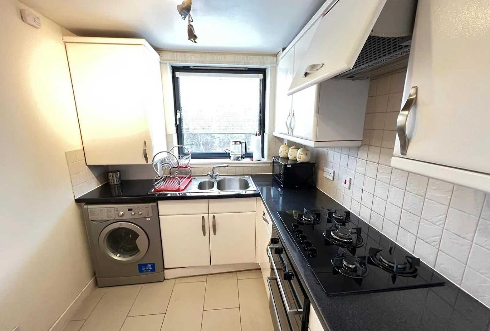 Apartament Lovely Two-Bed Apt Aberdeen