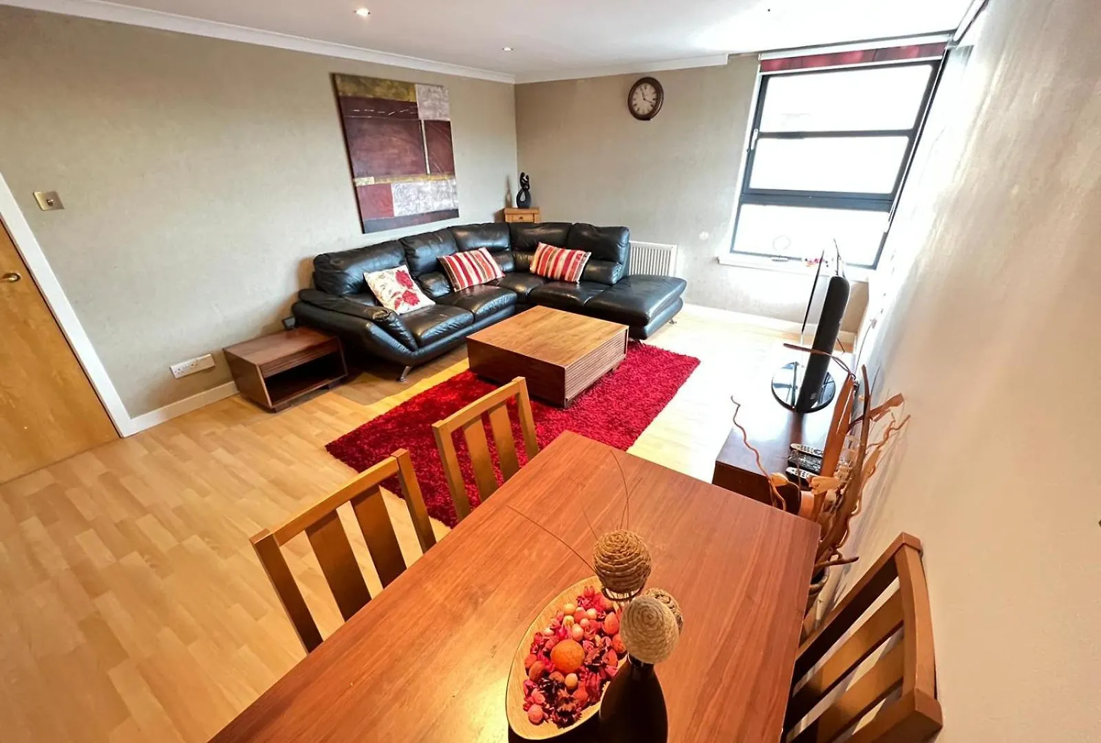 Lovely Two-Bed Apt Aberdeen 0*,  Wielka Brytania