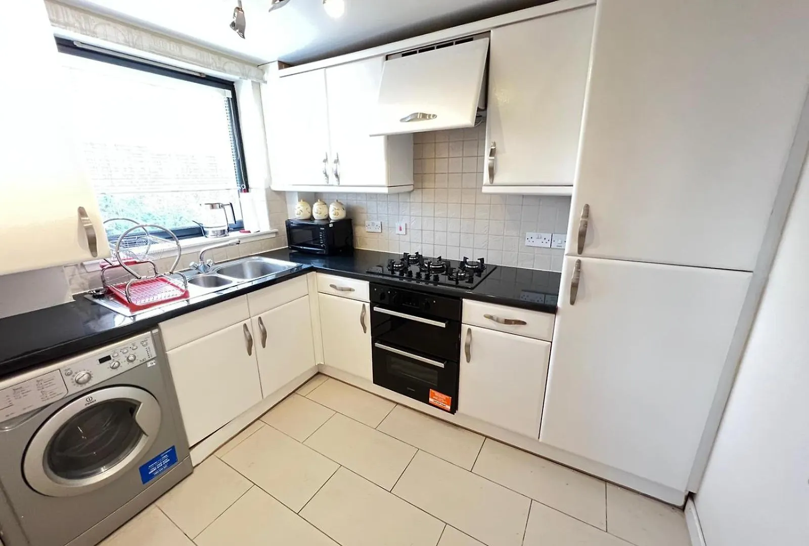Lovely Two-Bed Apt Aberdeen Apartament